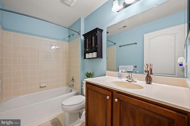 Building Photo - 2933 Cottonwood Ln