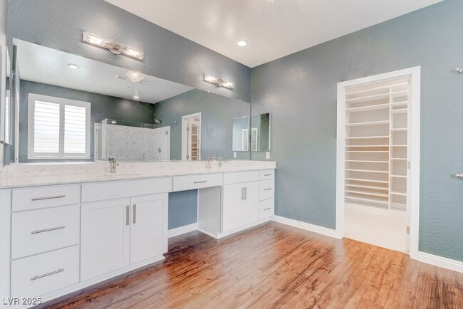 Building Photo - 2489 Cingoli St