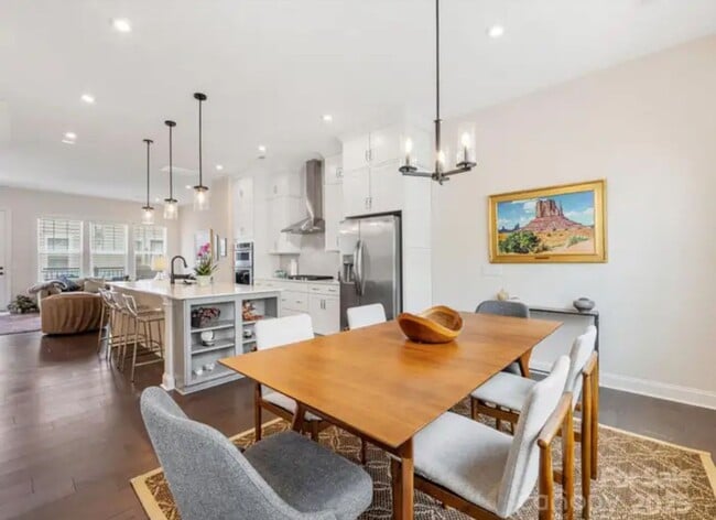 Building Photo - 5018 Harrowsmith Ln