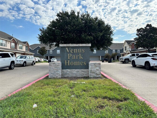 Building Photo - 12505 Venus Park Ln