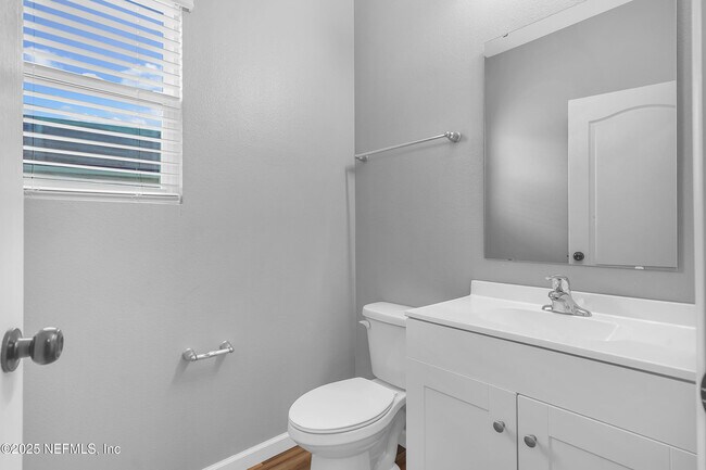 Building Photo - 150 Logrono Ct