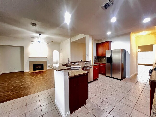 Building Photo - 11011 Christmas Fern St