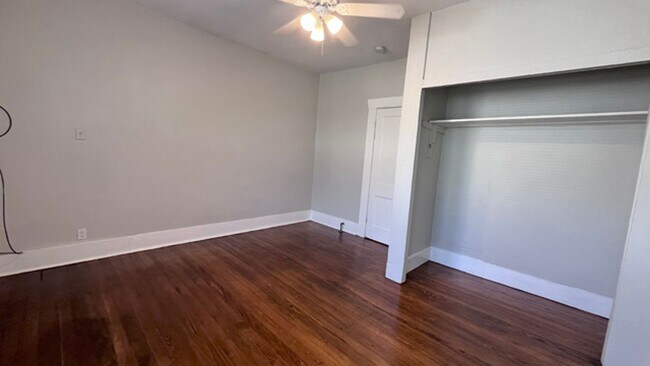 Building Photo - Updated Vintage Vibes Just Minutes from Do...