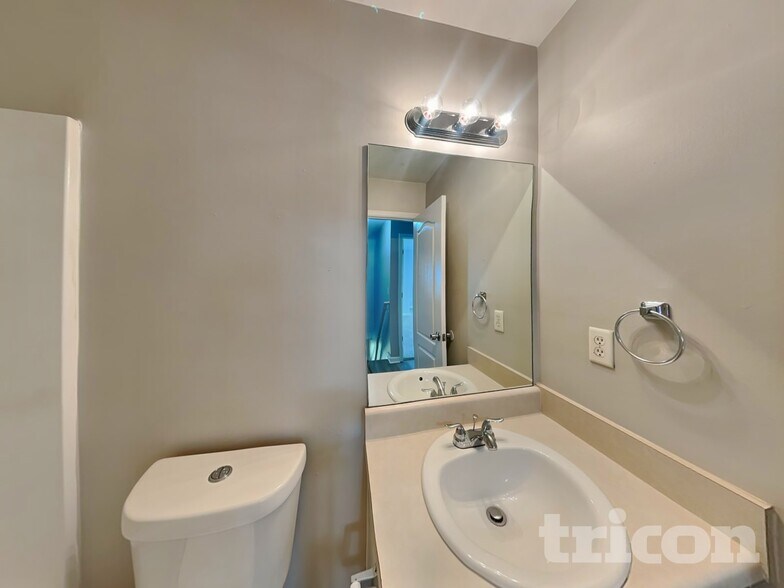 Building Photo - 173 Millwheel Dr