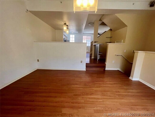 Building Photo - 2841 NE 185th St