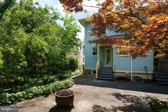 Building Photo - 44 Markham Rd