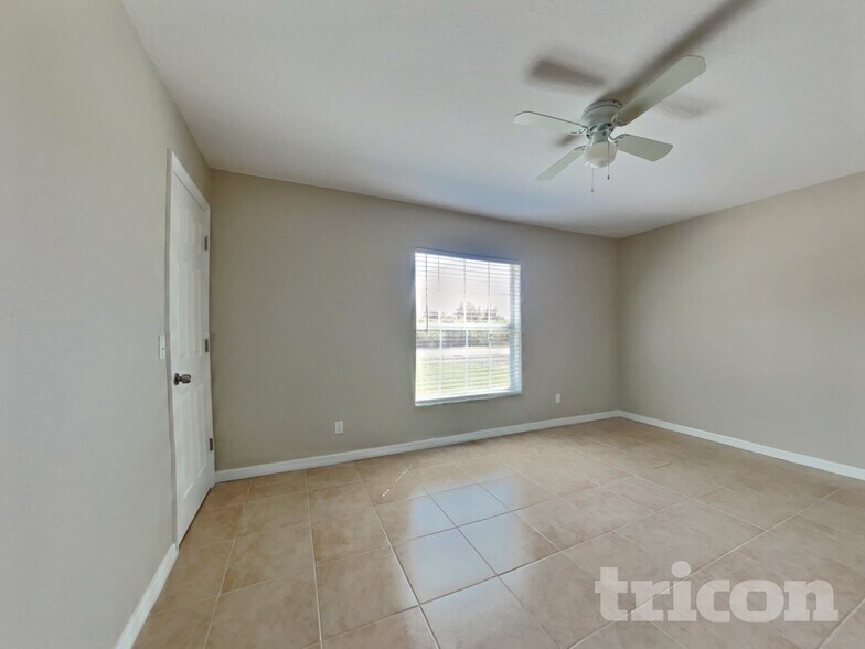 Building Photo - 12572 Buffing Rd