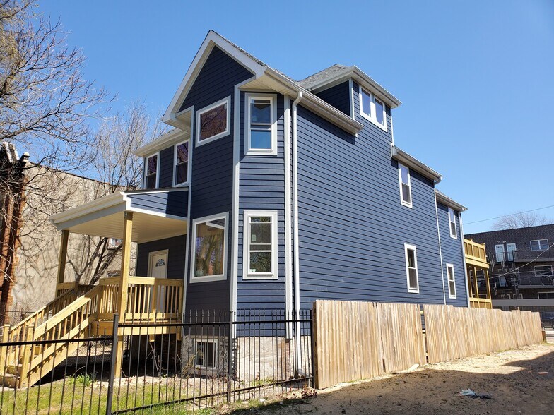 Building Photo - 6619 S Drexel Ave