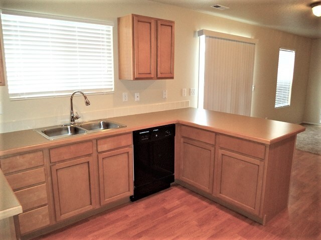 Building Photo - 9162 W Alderberry Dr