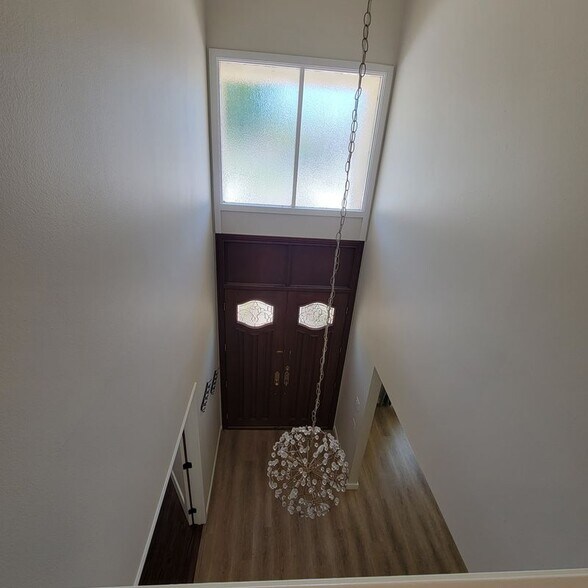 Building Photo - 11 Meadowsweet