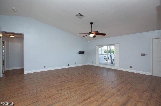 Building Photo - 2507 Embers Pkwy W