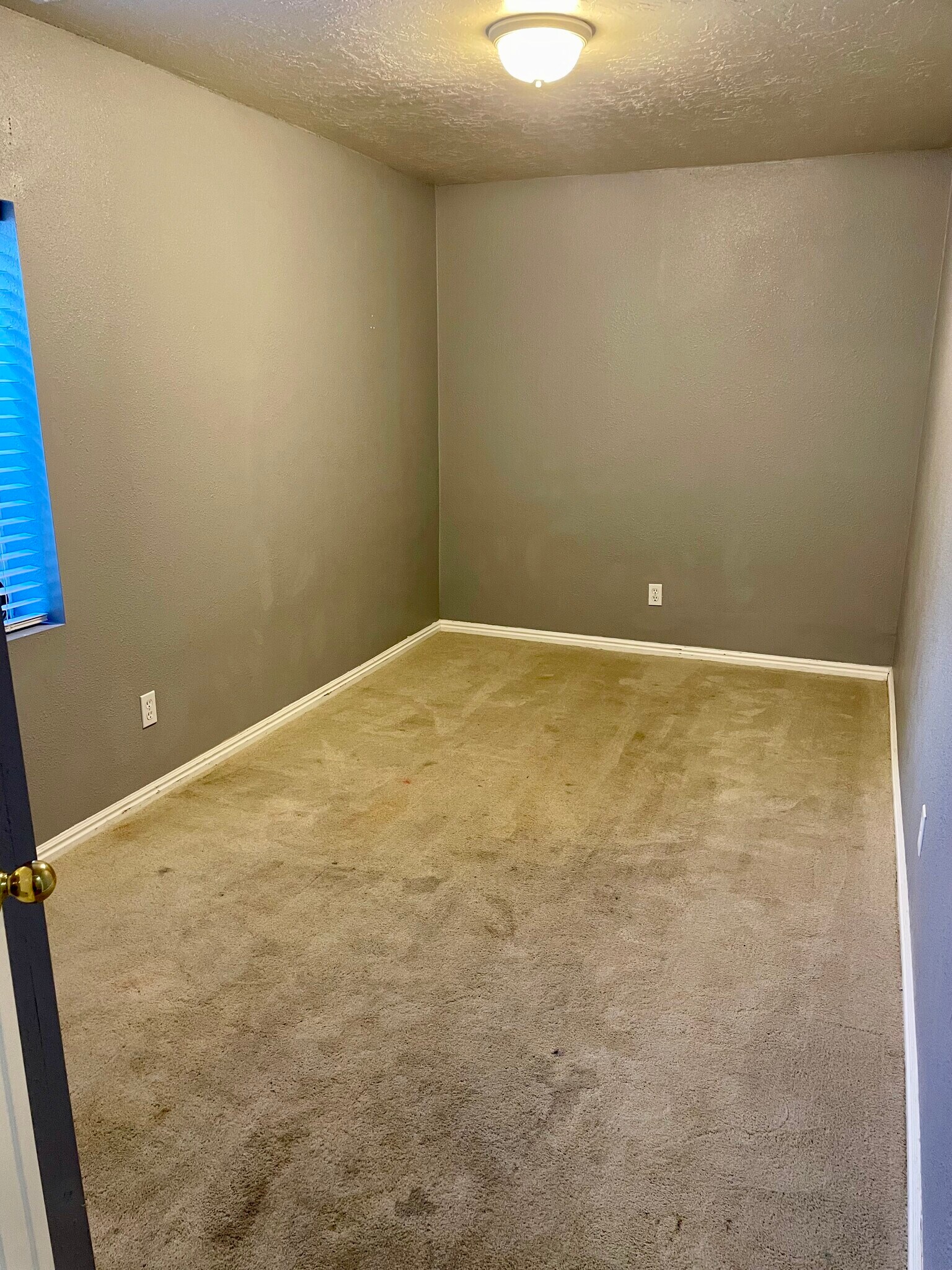 Building Photo - 2406 E 1170 S