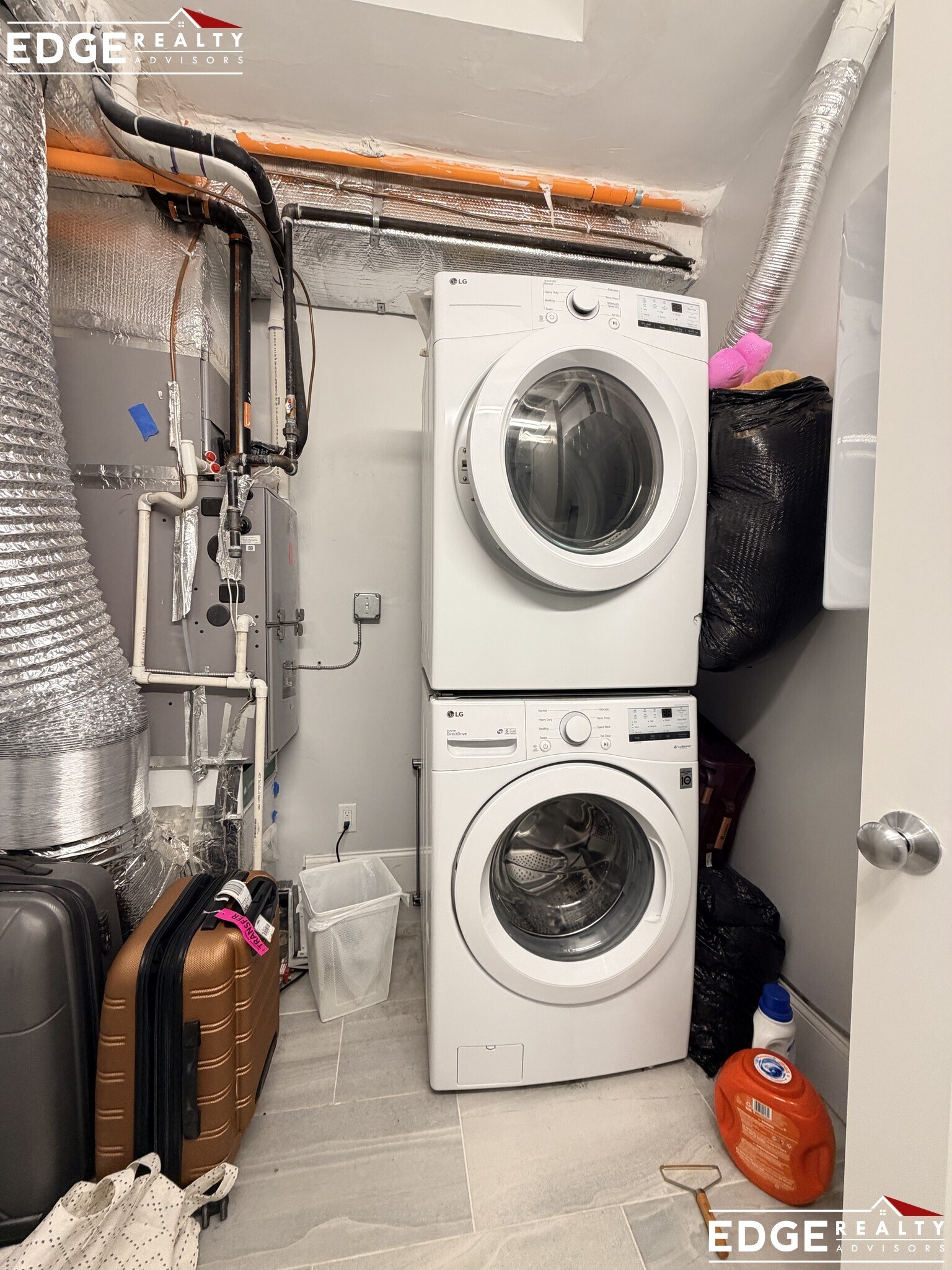 Building Photo - 64 North Beacon St