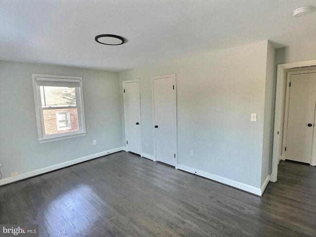 Building Photo - 2913 Fairlawn St