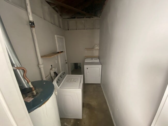 Building Photo - 4536 S Xenophon Ave