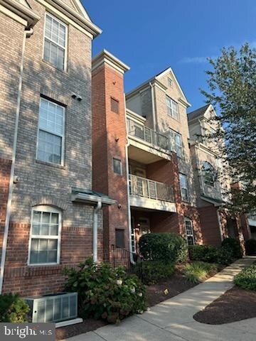 Building Photo - 12170 Abington Hall Pl