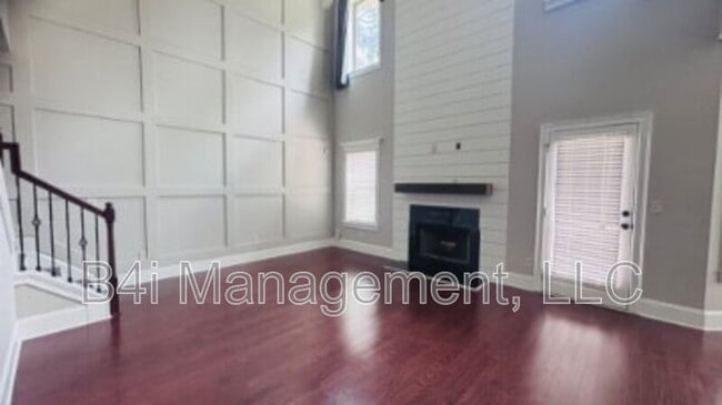 Building Photo - 3025 Bridgehaven Ct