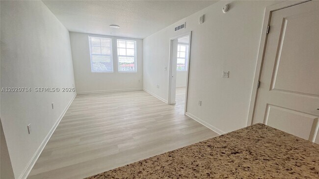 Building Photo - 5579 Millennia Park Dr
