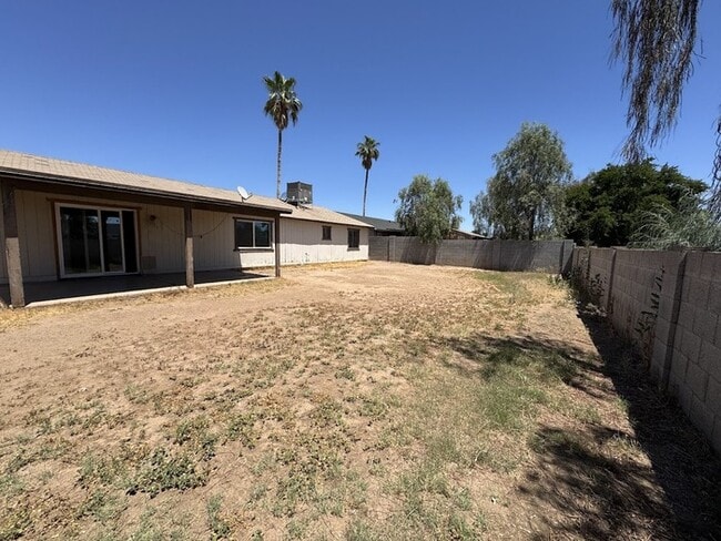 Building Photo - 7361 W Coronado Rd