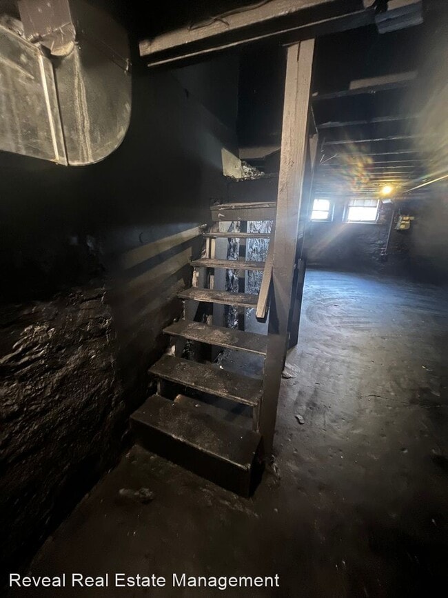 Building Photo - 3 br, 1 bath House - 2841 Parkwood Ave