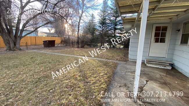 Building Photo - 2020 Shoshone Trail N