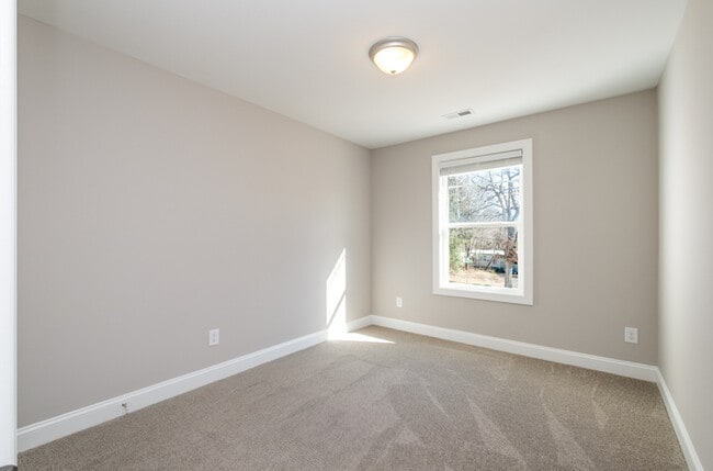 Building Photo - 440 West F St APPROVED APPLICATION