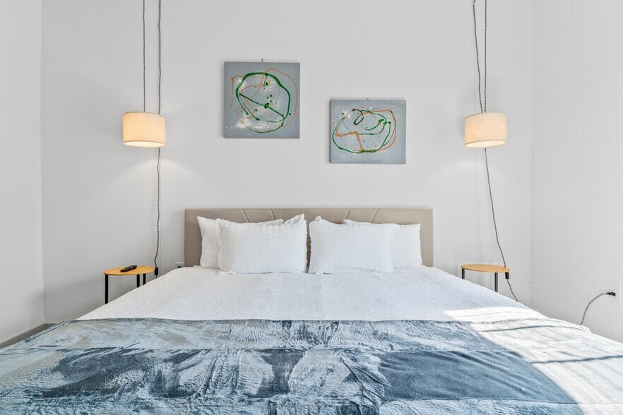 Building Photo - 14531 Star Water Rd