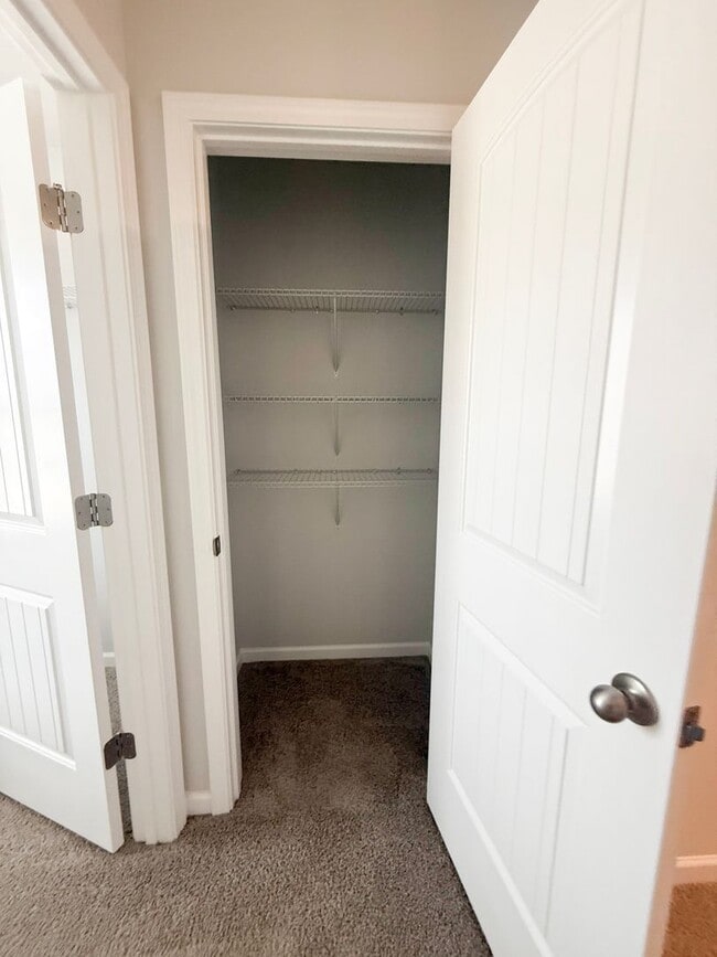 Building Photo - Newly Built 3 Bedroom Home - Baxter