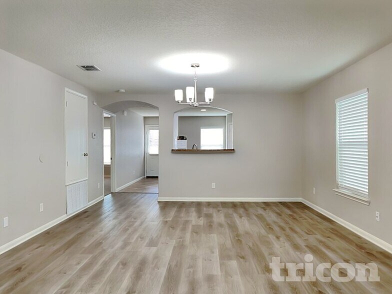 Building Photo - 5118 Badland Beacon