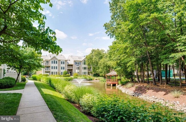 Building Photo - 12209 Fairfield House Dr