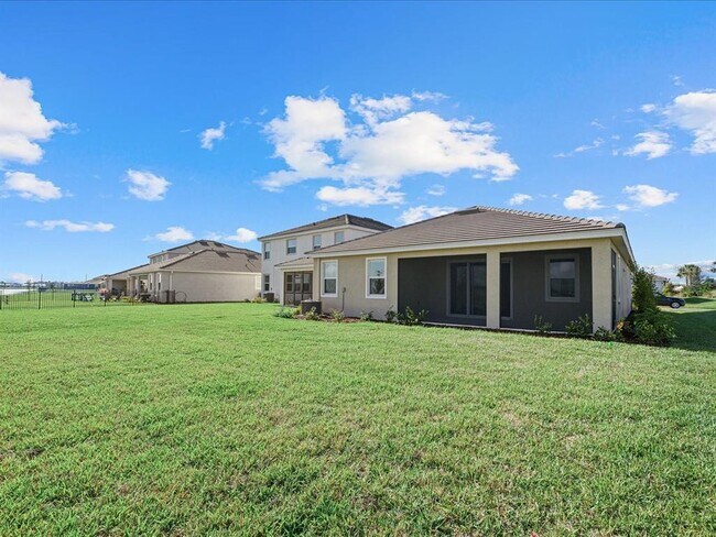 Building Photo - 17707 Gulf Rnch Pl