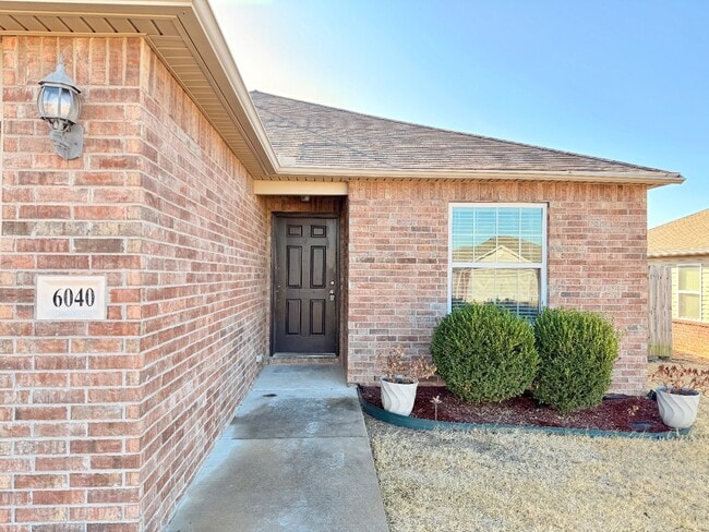 Building Photo - 6040 East 147th Pl S