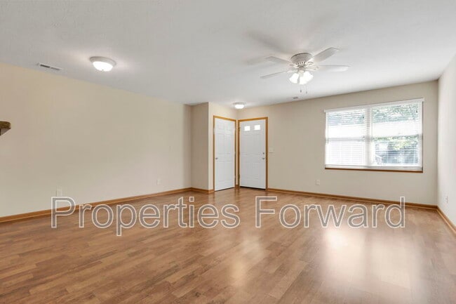 Building Photo - 4031 Elm St