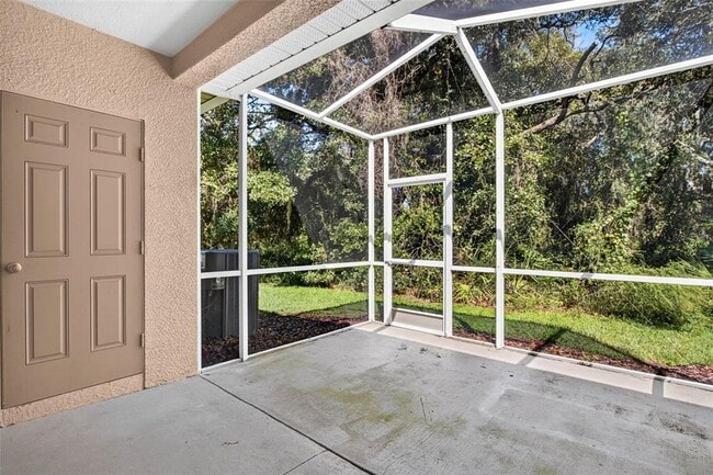 Building Photo - 5815 Fishhawk Ridge Dr