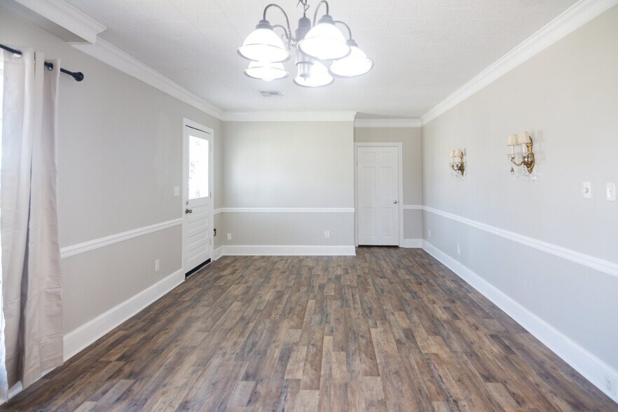 Building Photo - 311 S Morgan Ave