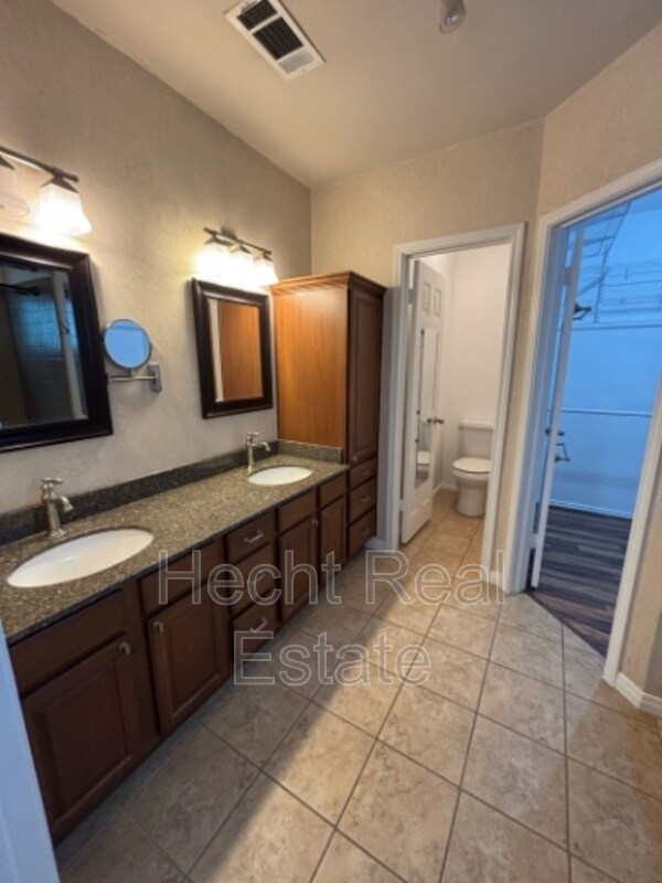 Building Photo - 16501 Spotted Eagle Dr