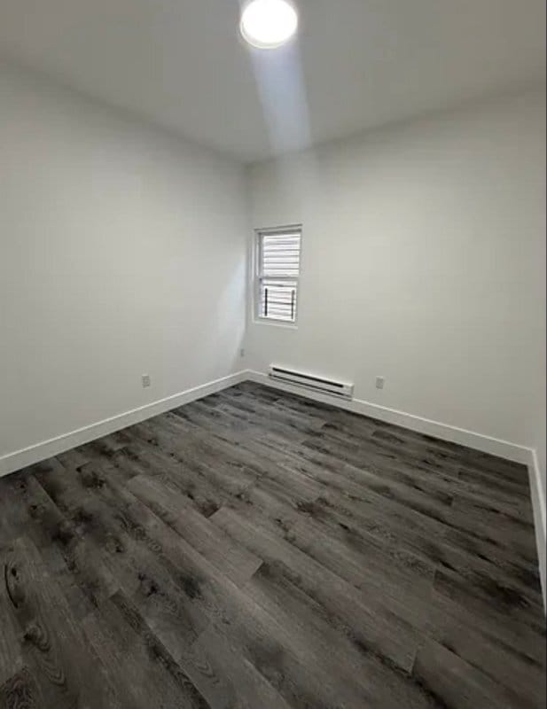 Building Photo - 25 Riverview Pl