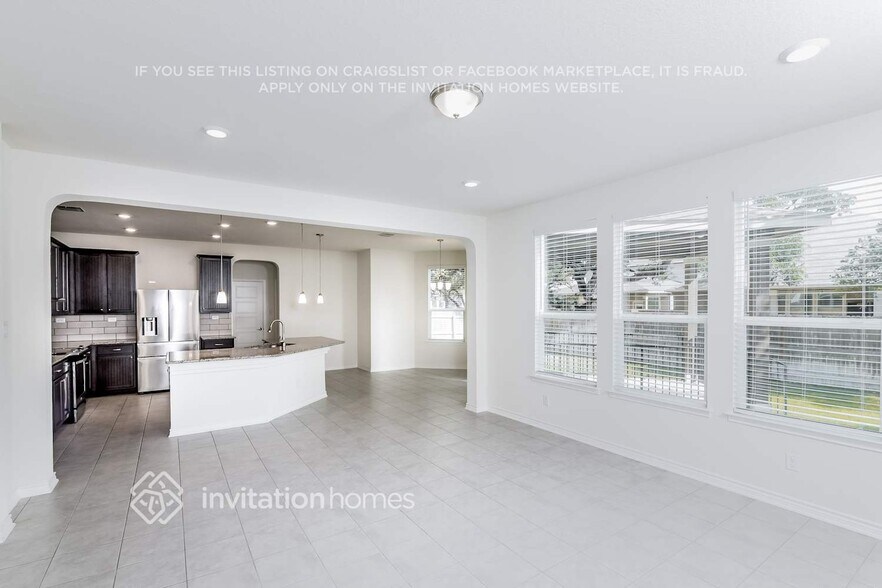 Building Photo - 5111 Escudero
