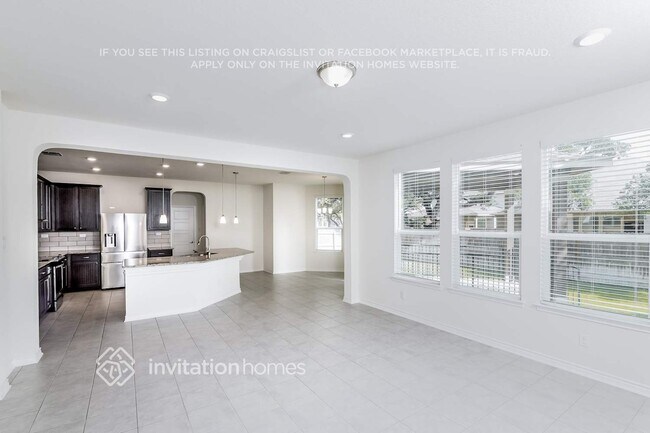 Building Photo - 5111 Escudero