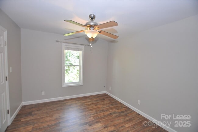 Building Photo - 1710 Kimway Ct