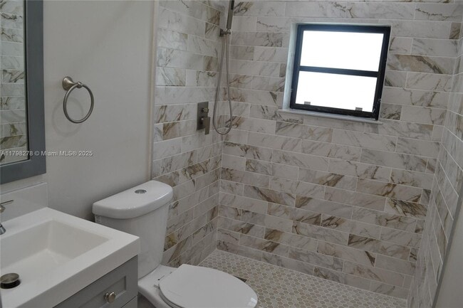 Building Photo - 5211 SW 141st Pl