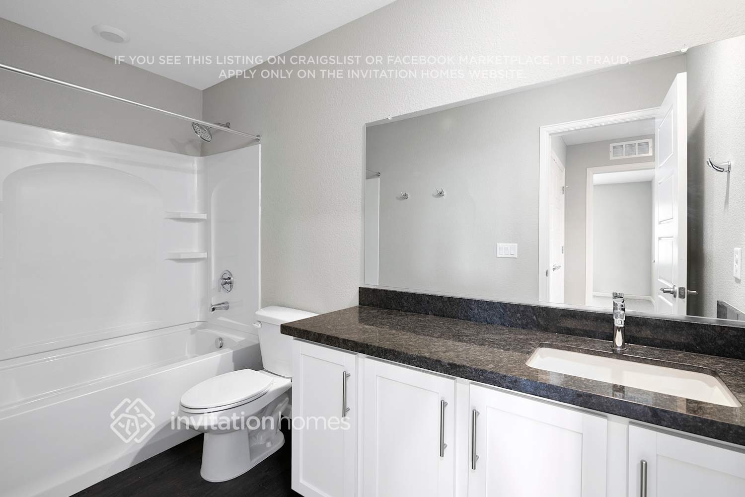 Building Photo - 24347 E Montana Ave