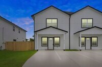 Building Photo - 2619 Randolph Rd