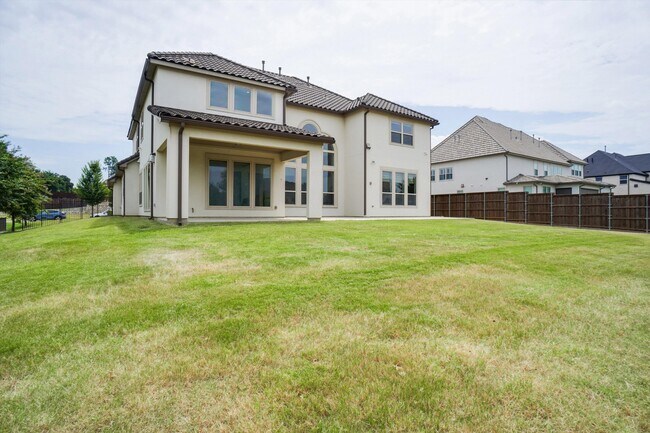 Building Photo - 2404 Palmetto Way
