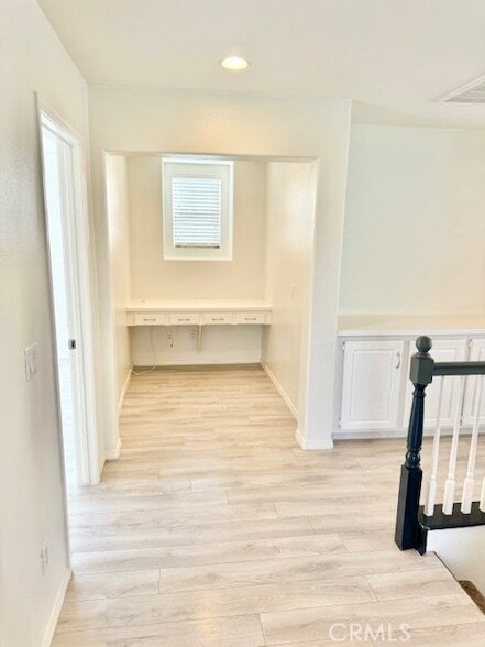 Building Photo - 1562 Cheshire Dr