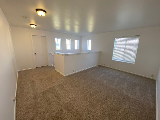 Building Photo - 6246 Calico Patch Heights