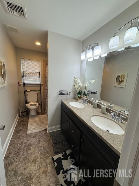 Building Photo - 57 Ray St