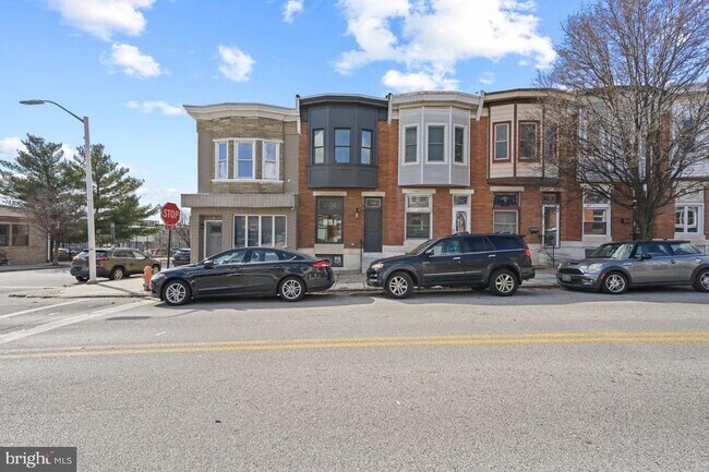 Building Photo - 740 S Linwood Ave