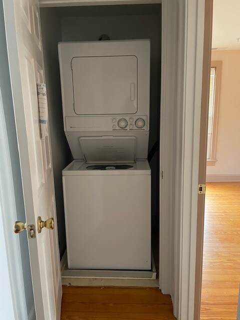 Building Photo - 111 S Liberty St