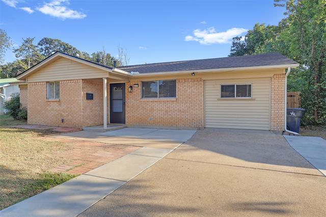 Primary Photo - 2210 Sycamore Dr